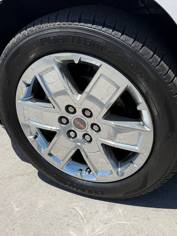 2016 GMC Acadia Denali