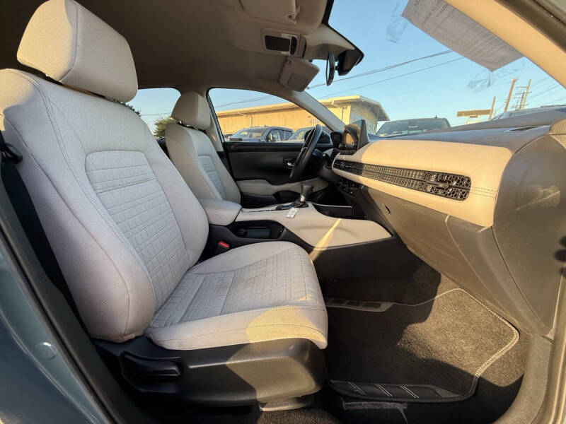 2024 Honda HR-V LX
