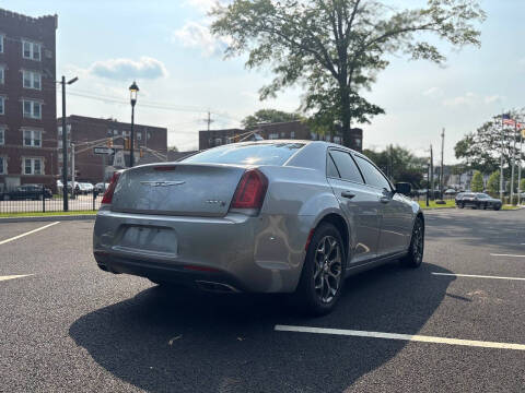 2016 Chrysler 300 S Alloy Edition