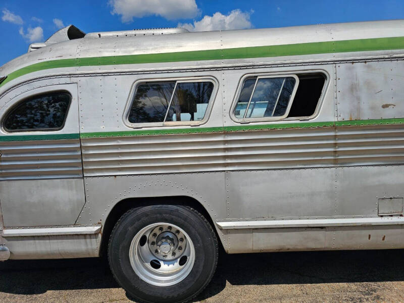 1948 Flxible Bus/RV