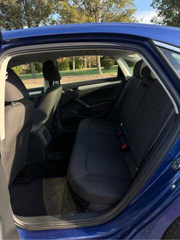 2017 Volkswagen Passat 1.8T S