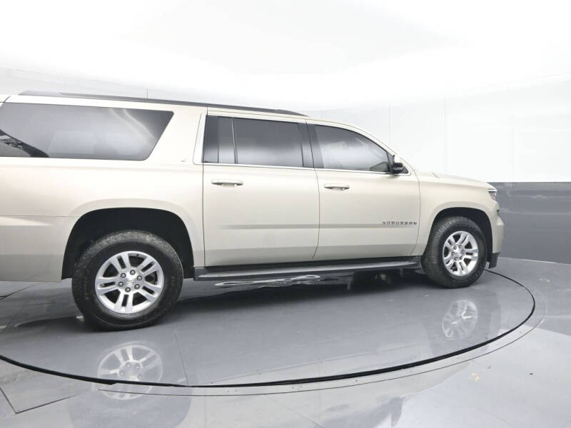 2017 Chevrolet Suburban LT