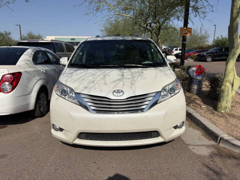 2013 Toyota Sienna Limited 7-Passenger