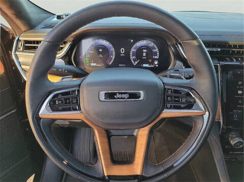 2023 Jeep Grand Cherokee Summit