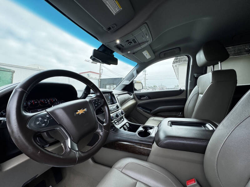 2019 Chevrolet Suburban LT