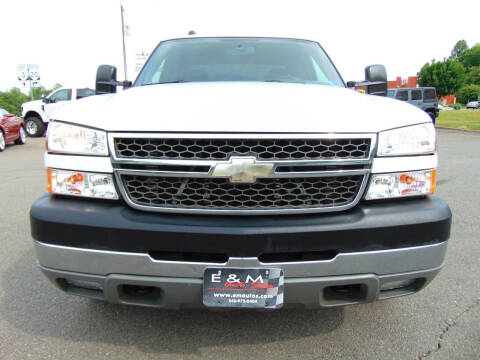 2005 Chevrolet Silverado 2500HD LS