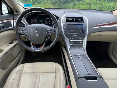 2015 Lincoln MKZ