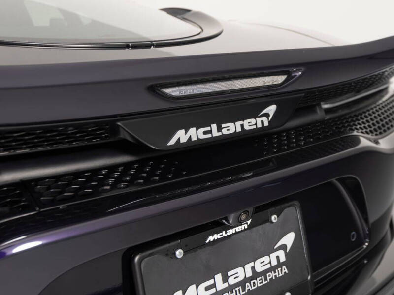 2023 McLaren GT