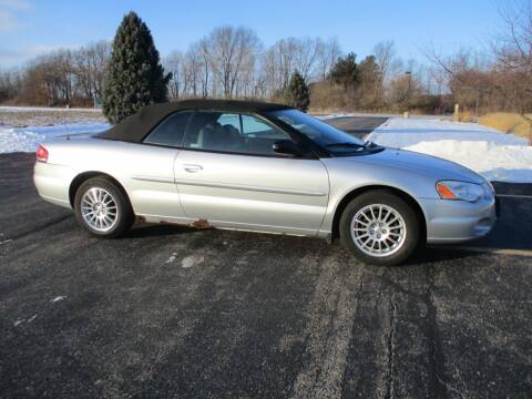 2005 Chrysler Sebring for sale at Crossroads Used Cars Inc. in Tremont IL