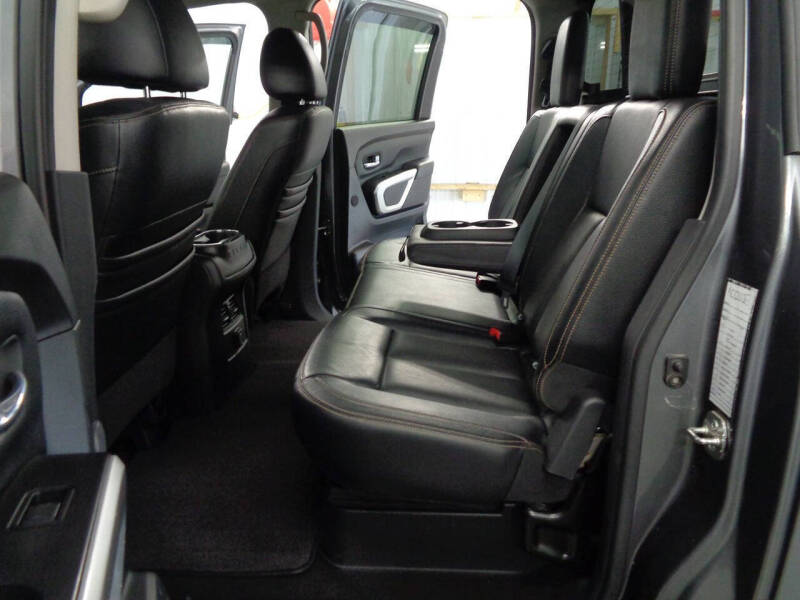 2018 Nissan Titan SL