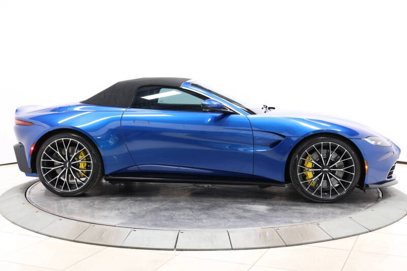 2023 Aston Martin Vantage