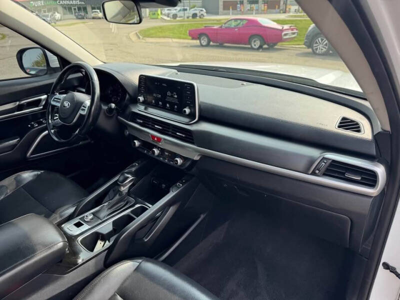 2020 Kia Telluride S