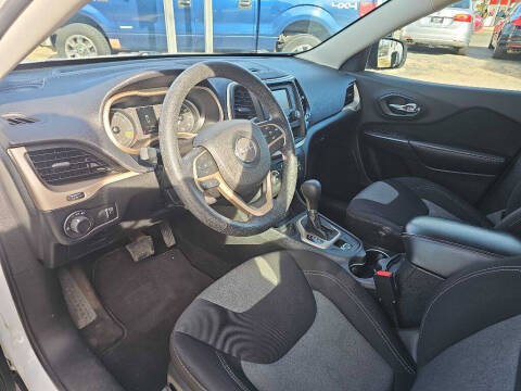 2014 Jeep Cherokee Sport