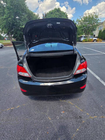 2013 Hyundai Accent GLS