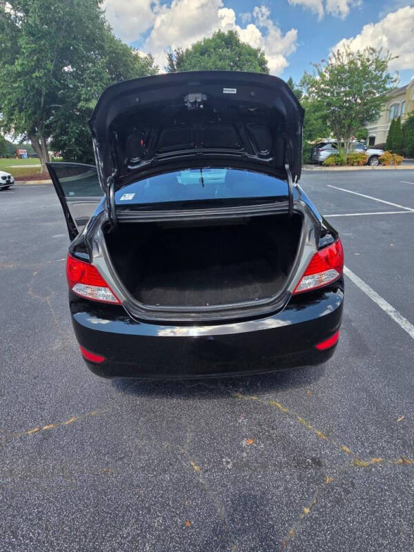 2013 Hyundai Accent GLS