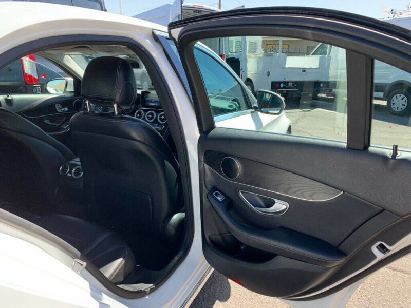 2017 Mercedes-Benz C-Class
