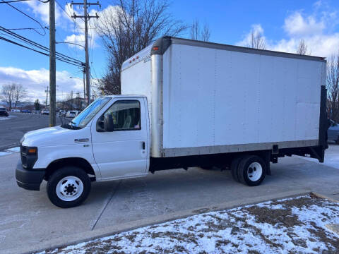 2013 Ford E-Series E-350 SD