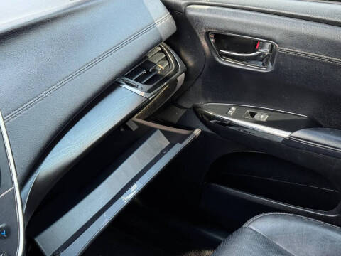 2017 Toyota Avalon Limited