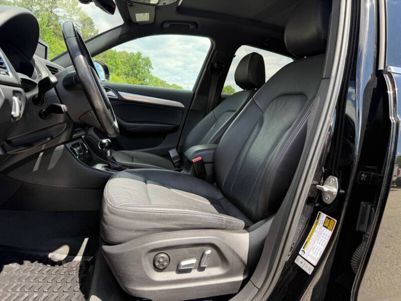 2017 Audi Q3 2.0T quattro Premium Plus