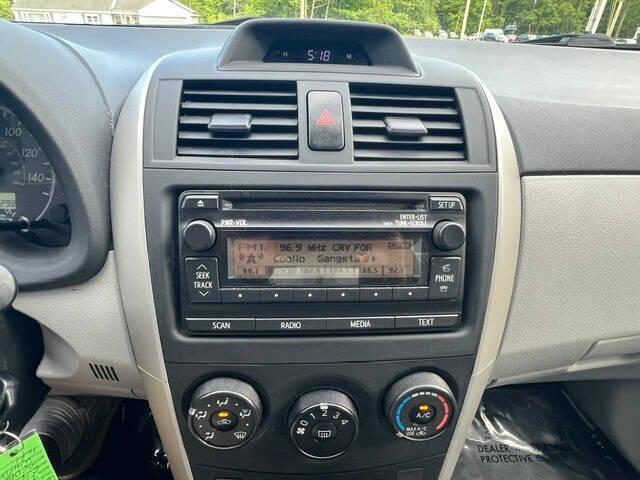 2013 Toyota Corolla LE