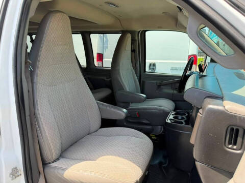 2016 Chevrolet Express LS 2500