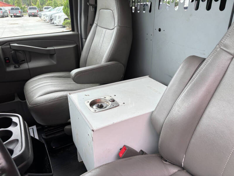 2017 Chevrolet Express 2500