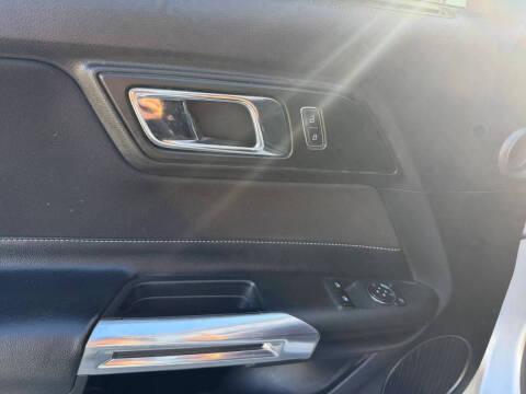 2017 Ford Mustang