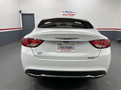 2016 Chrysler 200 Limited