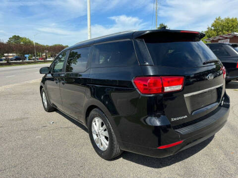 2015 Kia Sedona LX