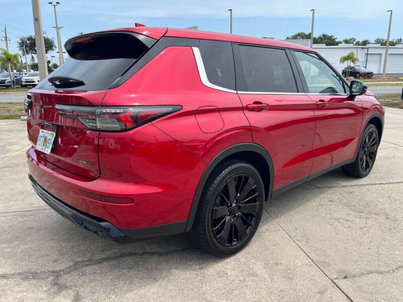 2026 Mitsubishi Outlander SE