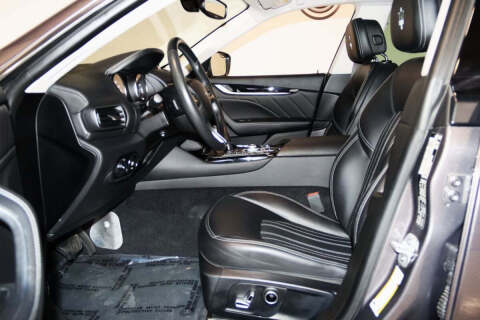 2022 Maserati Levante Modena