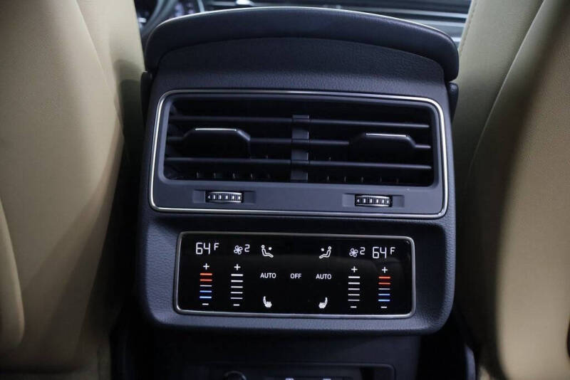 2022 Audi Q7 quattro Premium Plus 45 TFSI