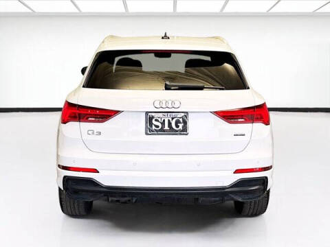 2022 Audi Q3 quattro S line Prem Plus 45 TFSI