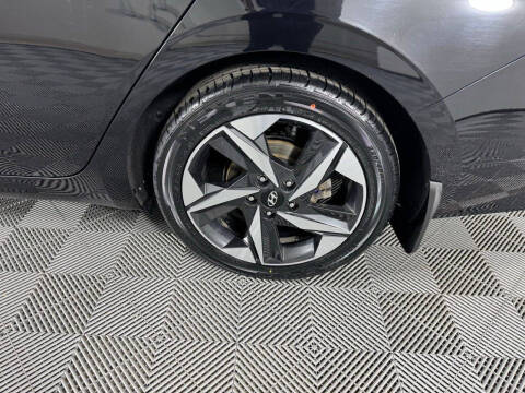 2022 Hyundai Elantra