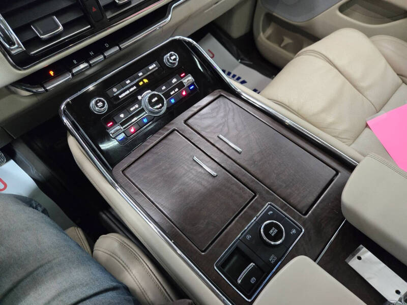 2019 Lincoln Navigator L Reserve