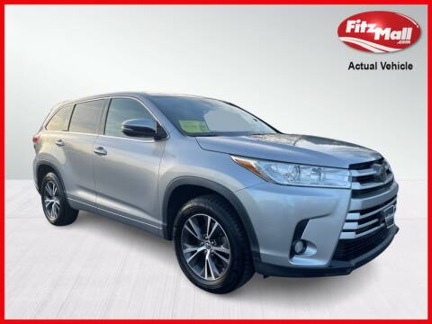 2017 Toyota Highlander for sale at Fitzgerald Cadillac & Chevrolet in Frederick MD