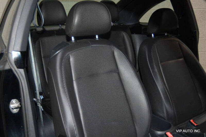 2012 Volkswagen Beetle