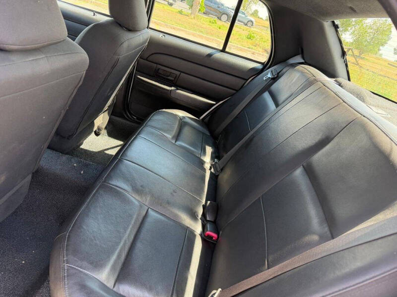 2010 Ford Crown Victoria