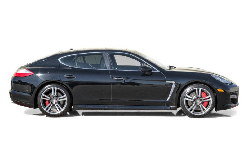2011 Porsche Panamera Turbo