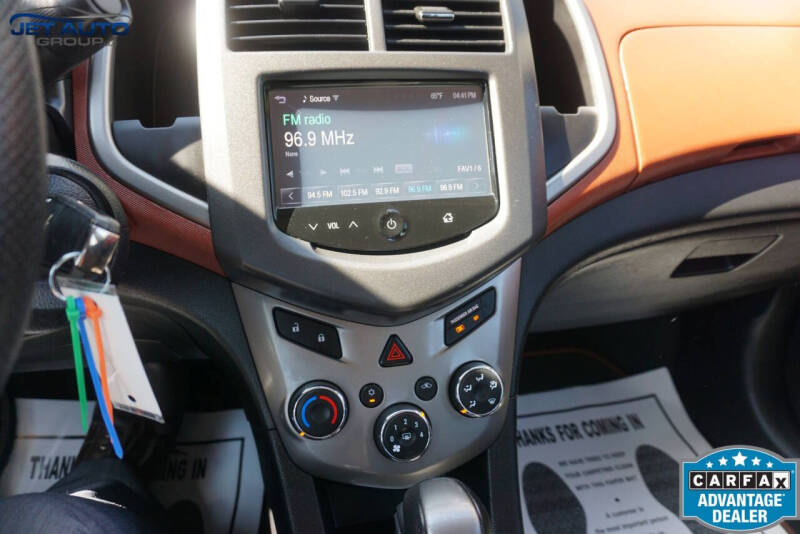 2016 Chevrolet Sonic LT Auto