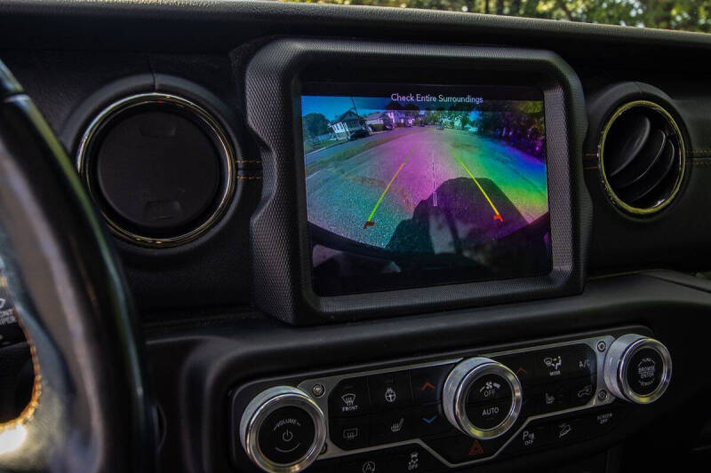 2020 Jeep Wrangler Unlimited Sahara Altitude