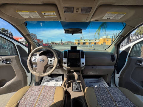 2017 Nissan Frontier SV V6