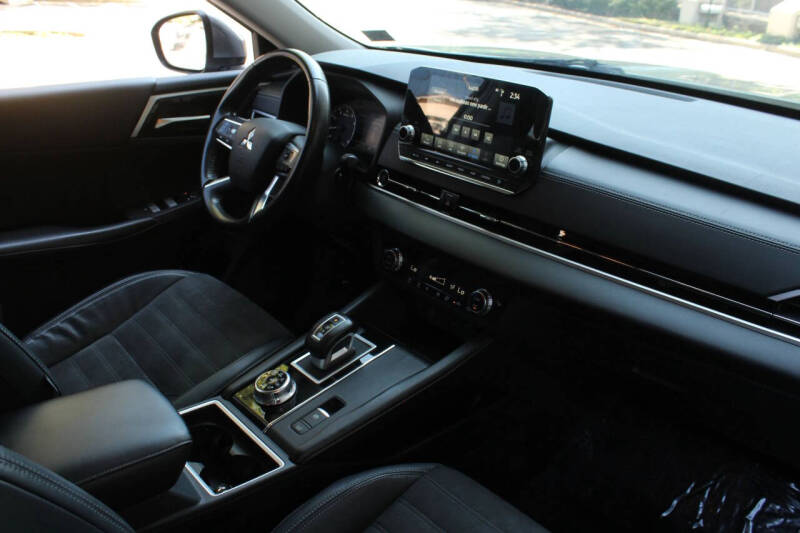 2022 Mitsubishi Outlander