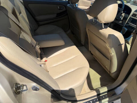 2000 Infiniti I30