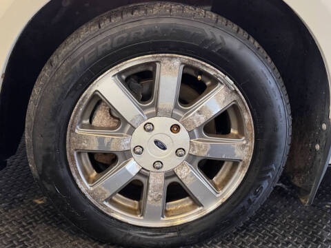 2009 Ford Taurus SEL