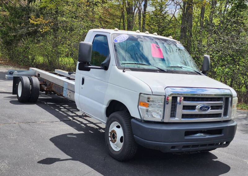 2011 Ford E-Series E-450 SD