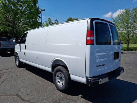 2026 GMC Savana 2500