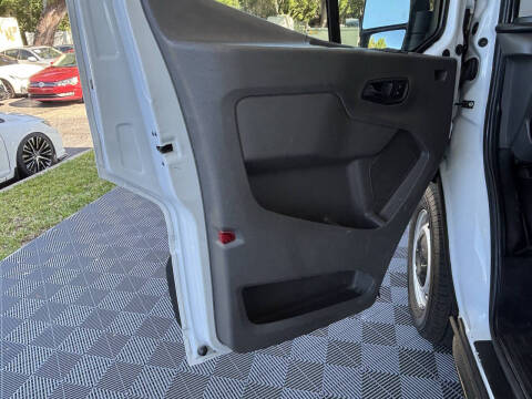 2021 Ford Transit 250