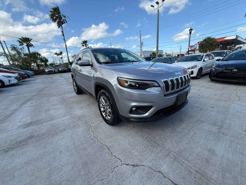 2019 Jeep Cherokee Latitude Plus