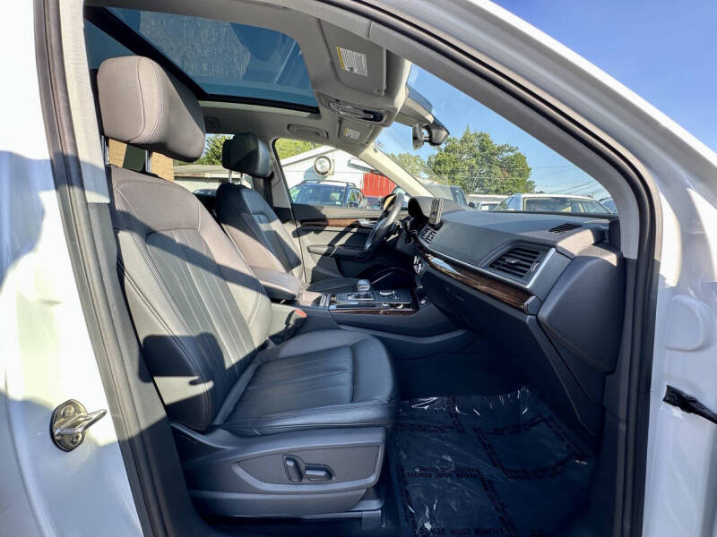 2019 Audi Q5 quattro Premium 45 TFSI